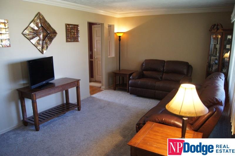 11013Westover, Omaha, NE 68154