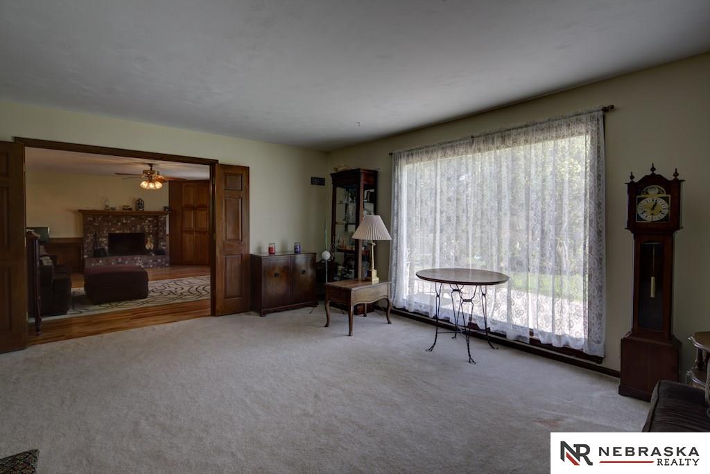 742Palamino, Omaha, NE 68154