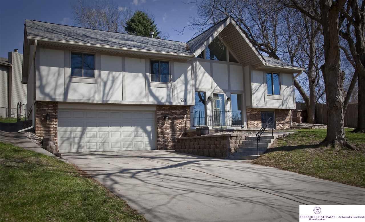 721 S 154, Omaha, NE 68154