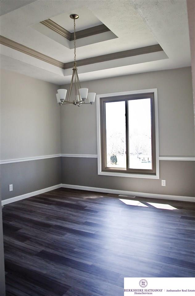 721 S 154, Omaha, NE 68154