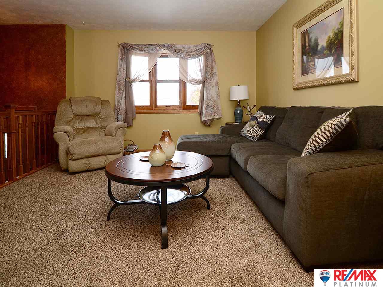 4977Virginia, Omaha, NE 68157