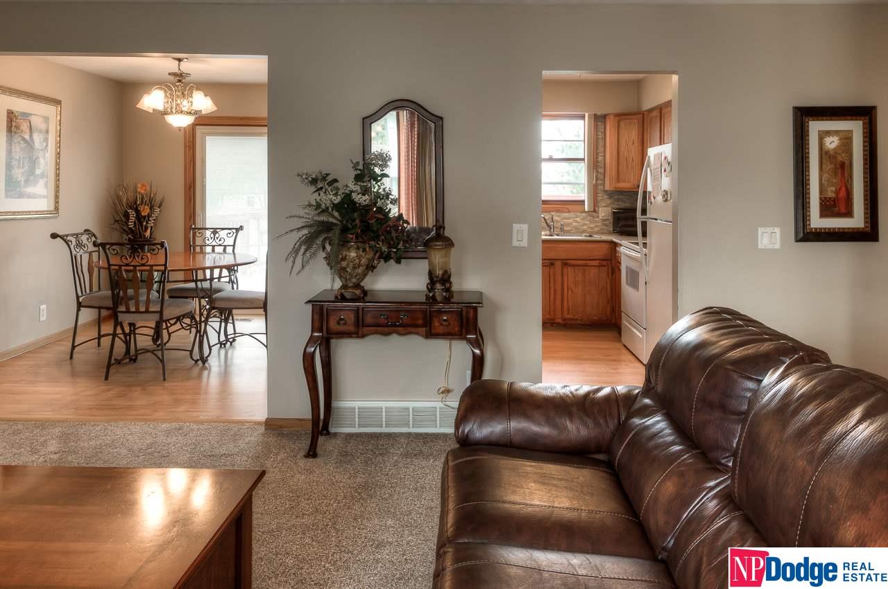 4925Lillian, Omaha, NE 68157