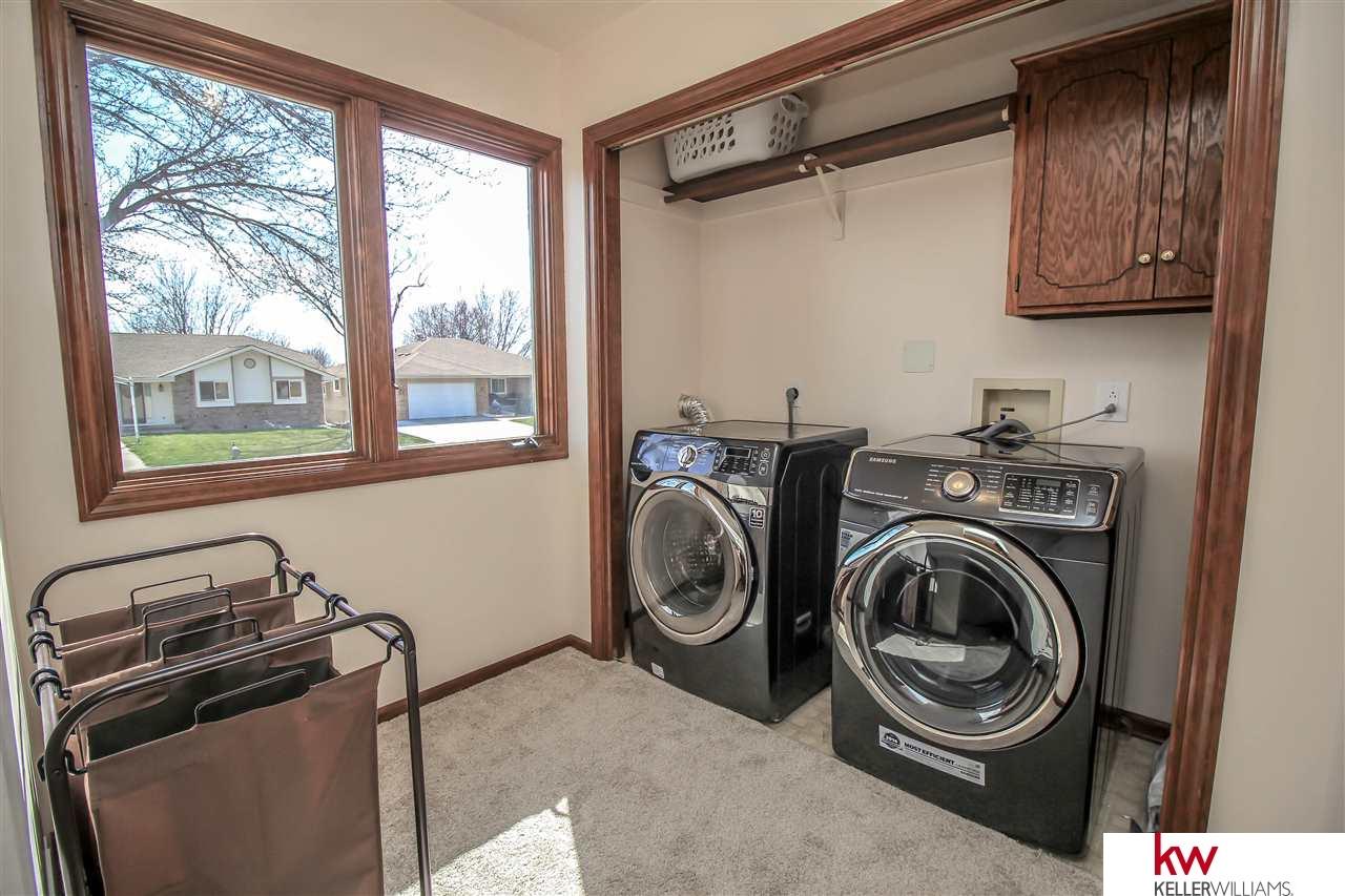 4926Copper Hill, Omaha, NE 68157