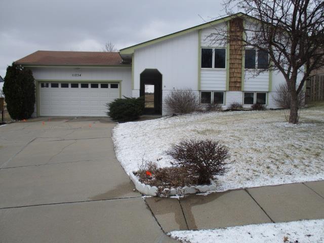 11234 Corby StOmaha, NE, 68164Douglas County