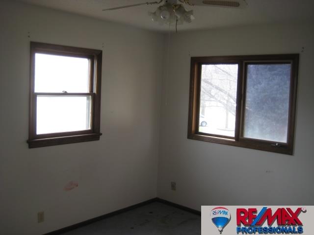 2739 N 122, Omaha, NE 68164
