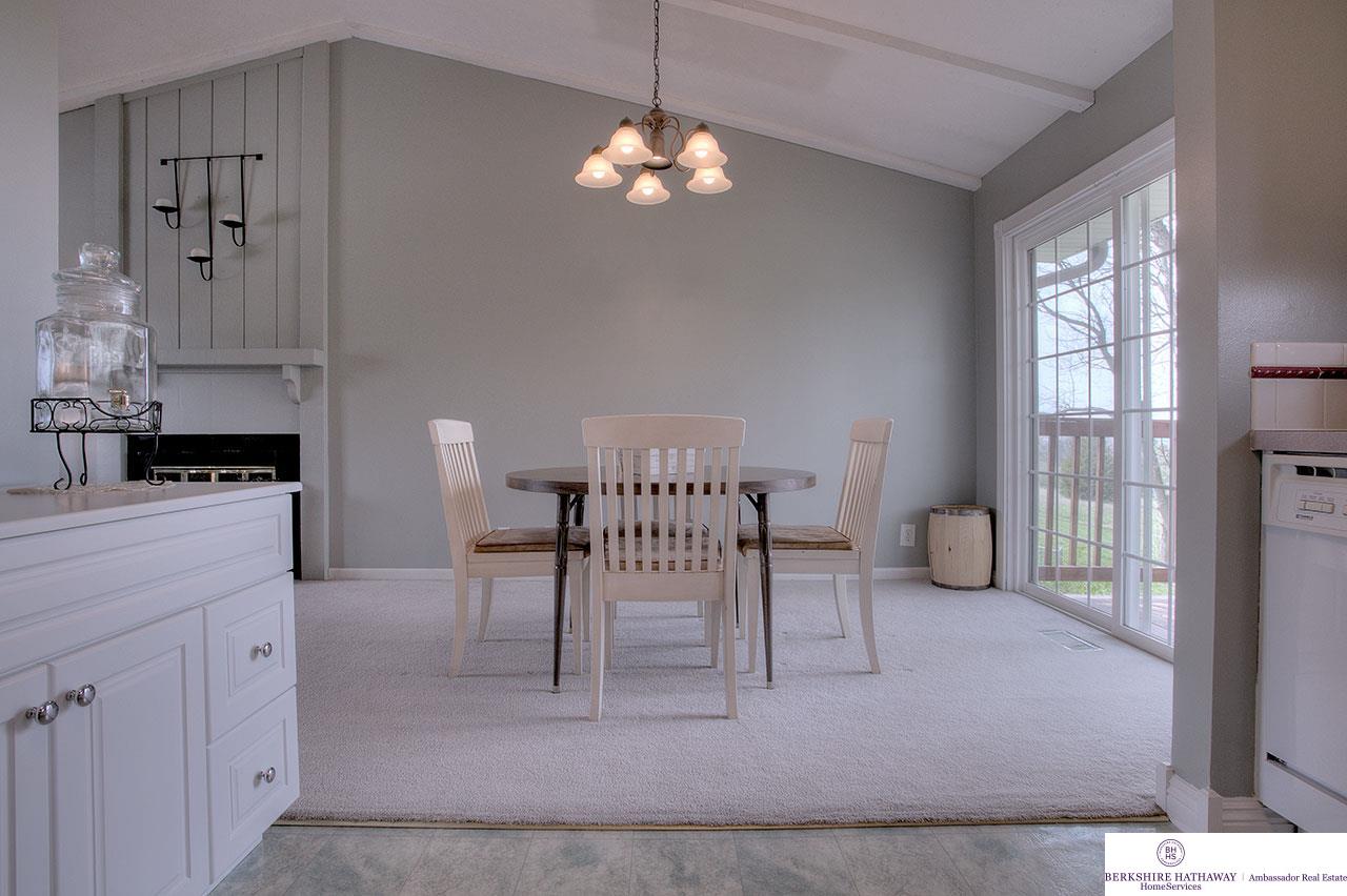 6123 N 116, Omaha, NE 68164
