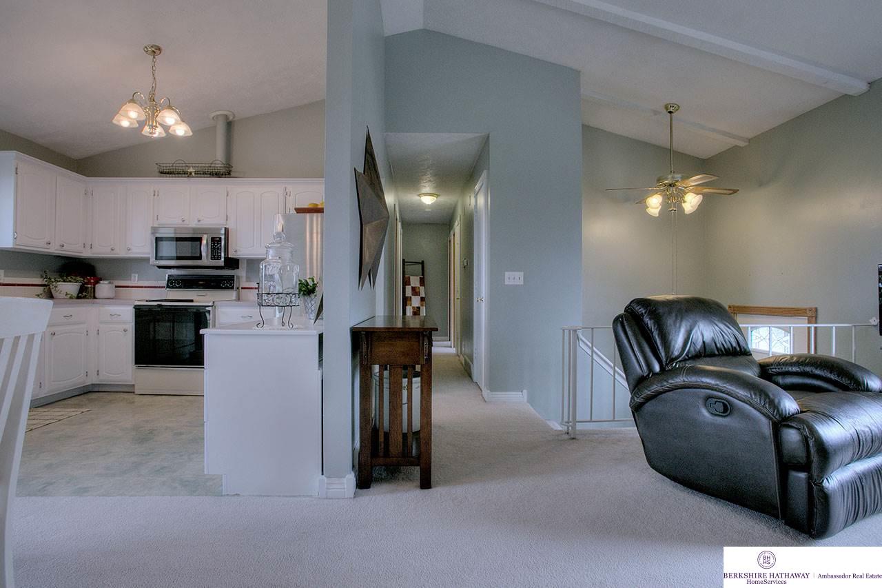 6123 N 116, Omaha, NE 68164