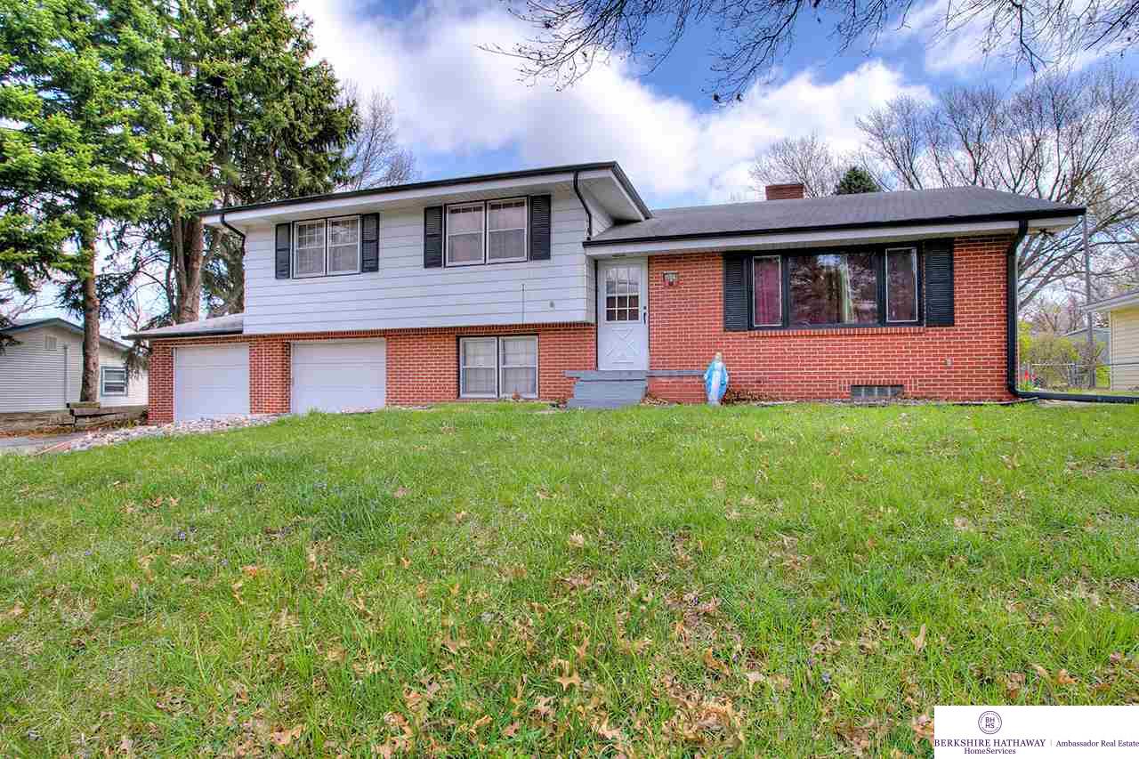 4609 N 108, Omaha, NE 68164