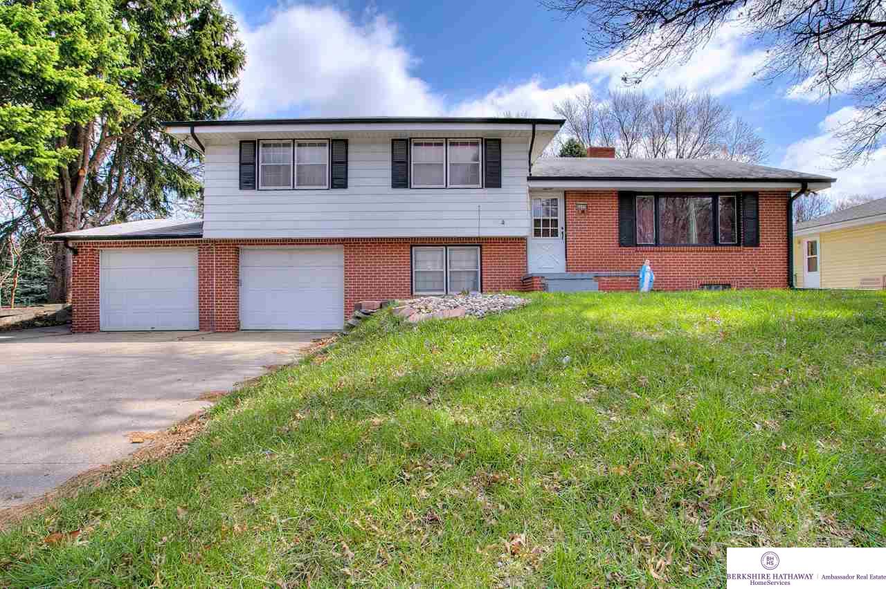 4609 N 108, Omaha, NE 68164