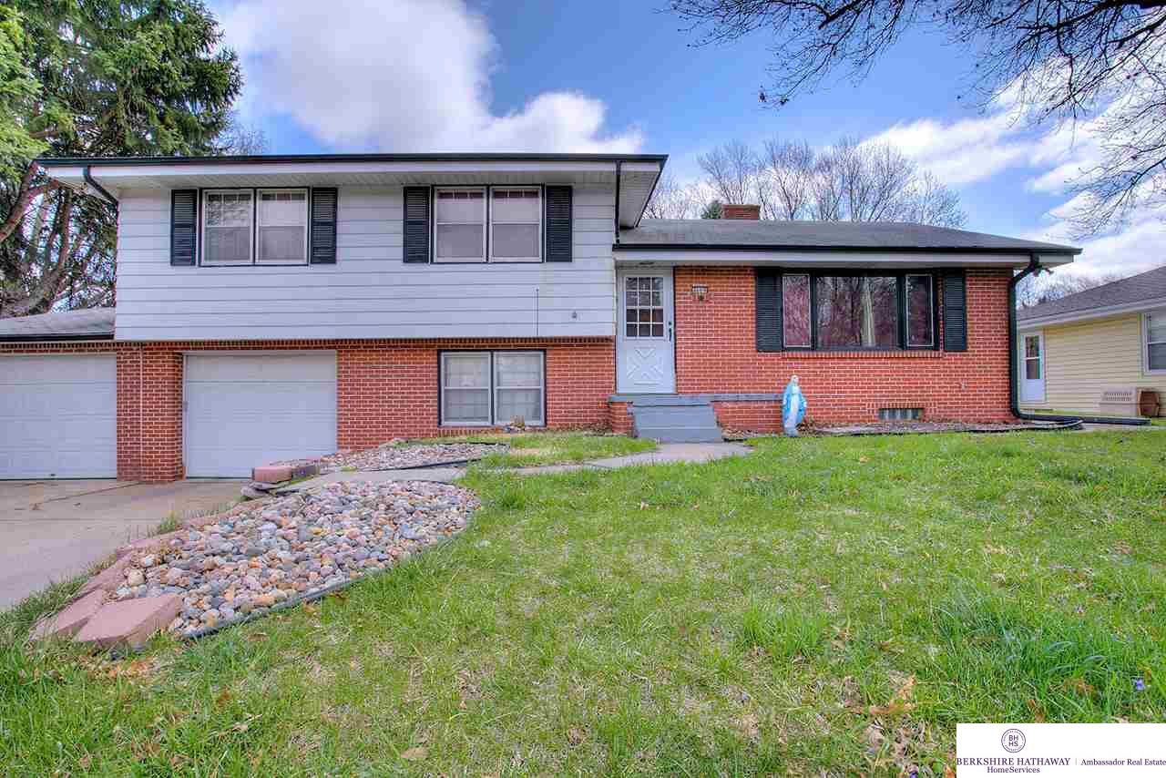 4609 N 108, Omaha, NE 68164