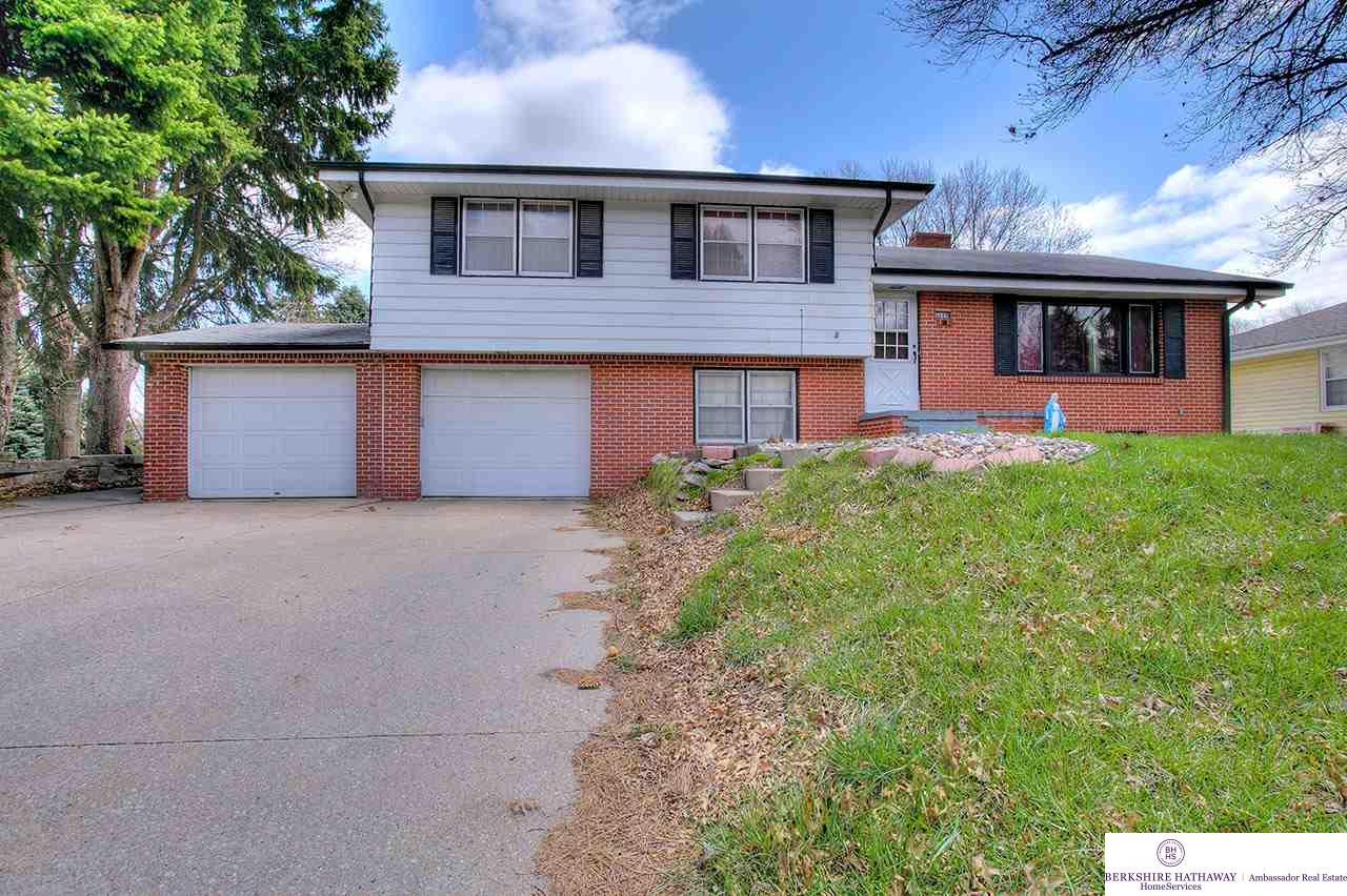 4609 N 108, Omaha, NE 68164