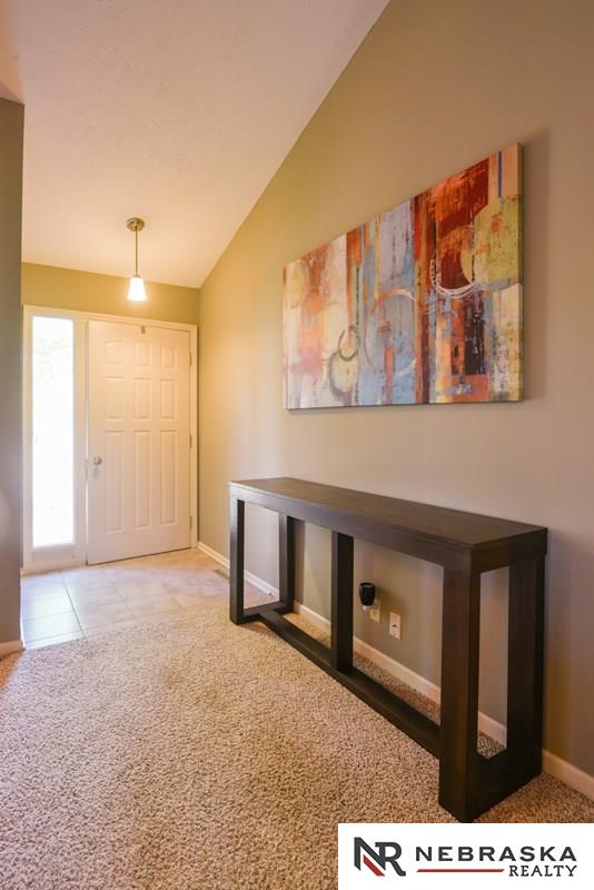 10903Crown, Omaha, NE 68164
