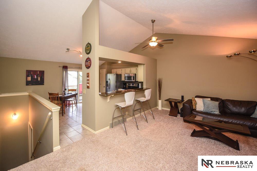 10903Crown, Omaha, NE 68164