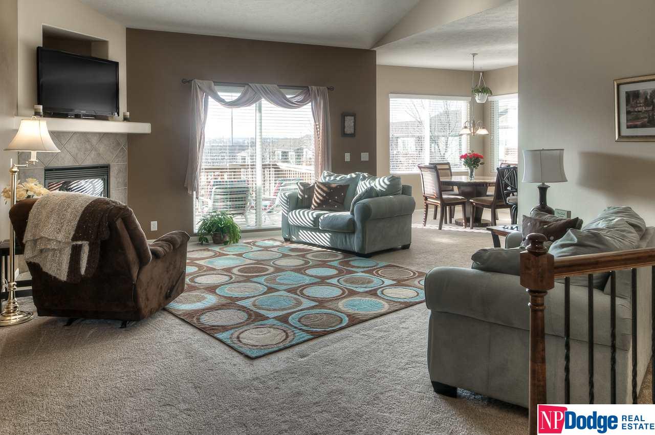 6622 N 142, Omaha, NE 68164