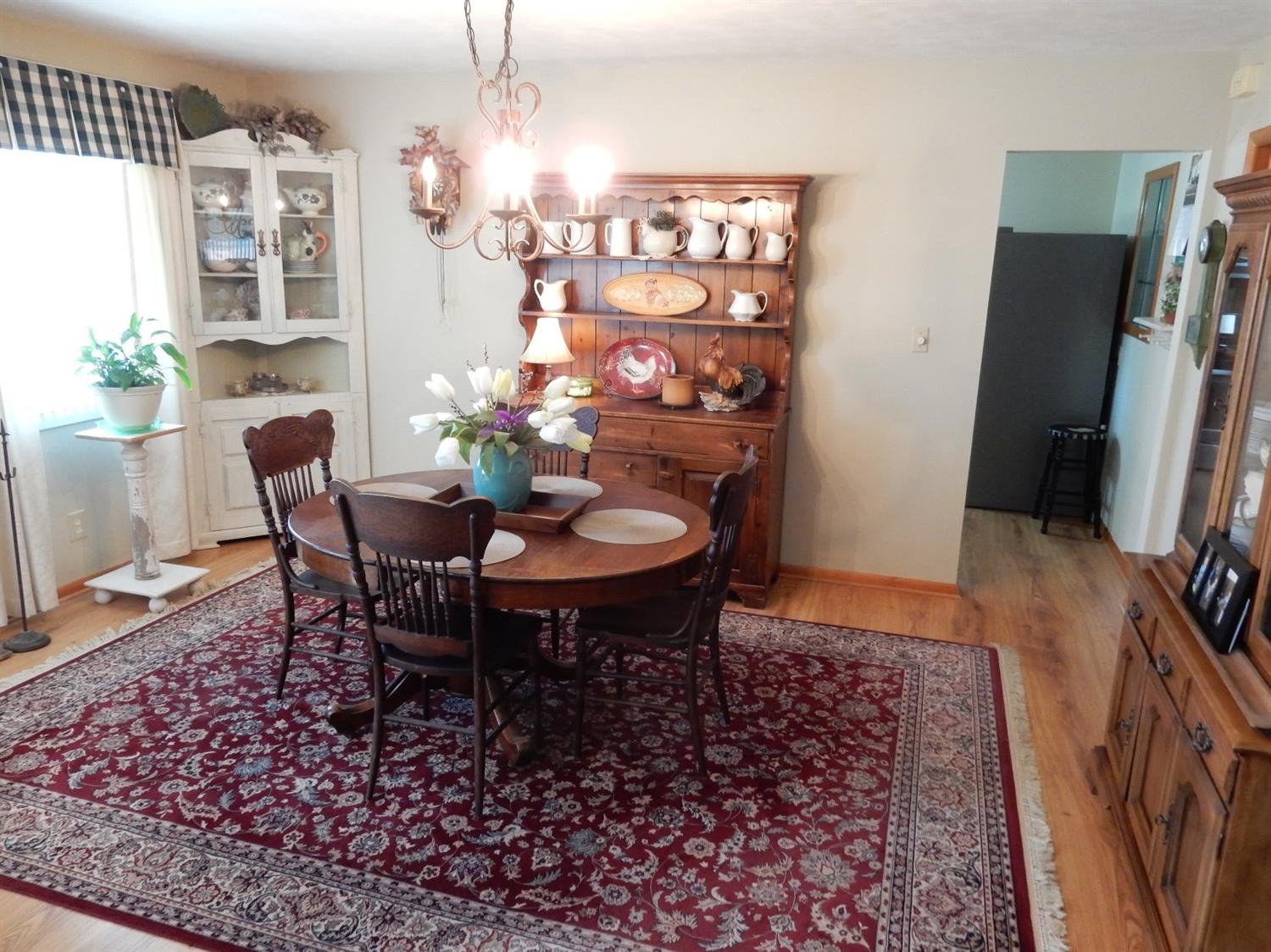914Darwin, Beatrice, NE 68310