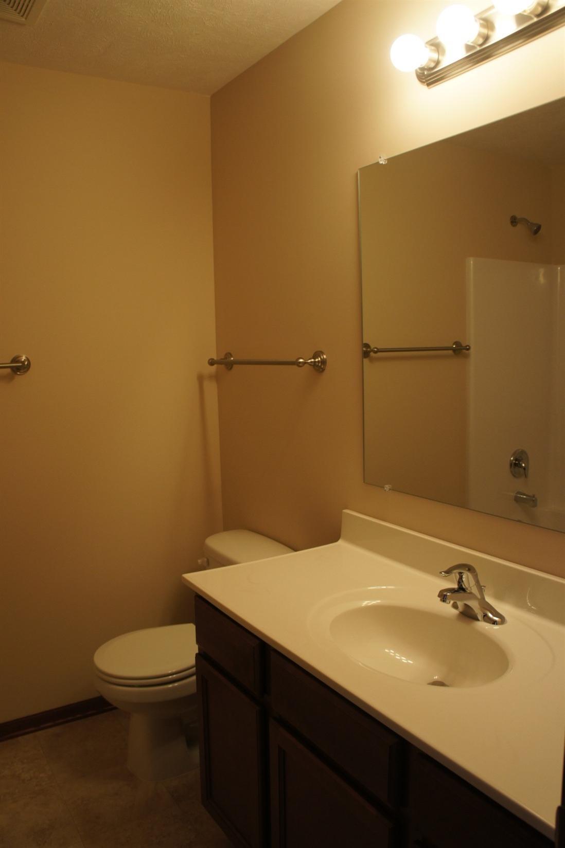 42711th Street, Eagle, NE 68347