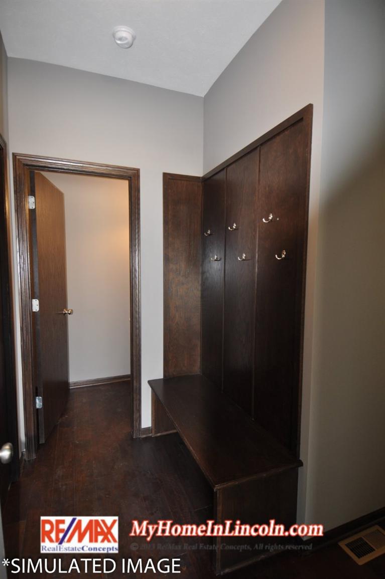 939Scotts Creek Court, Hickman, NE 68372