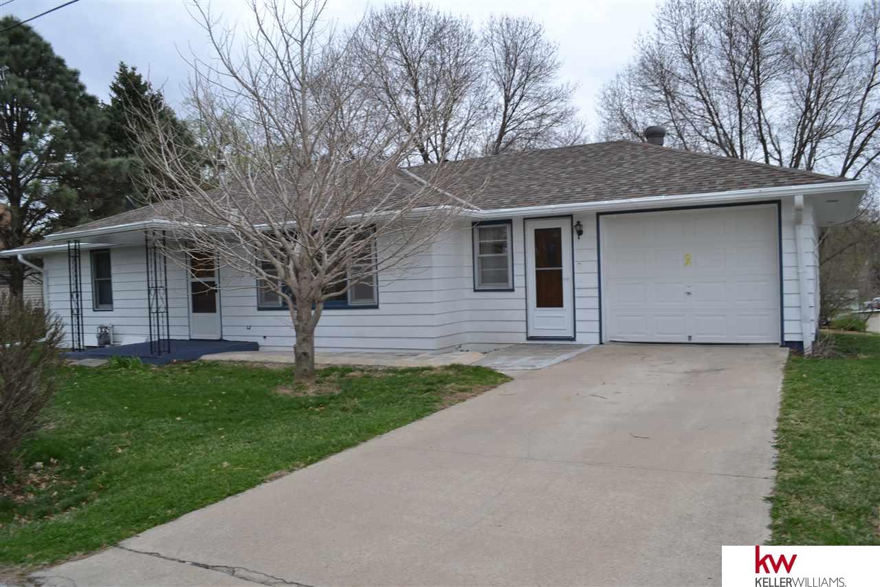 205 E High, Murray, NE 68409