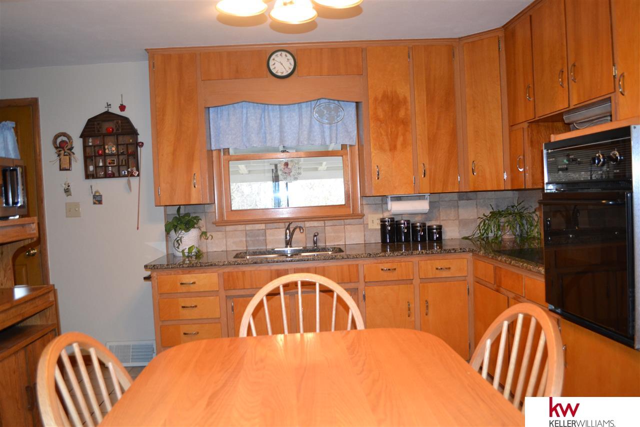 205 E High, Murray, NE 68409
