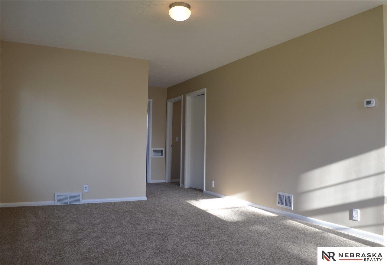 216 E High, Murray, NE 68409