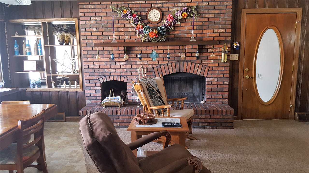 302 S 15th St, Nebraska City, NE 68410