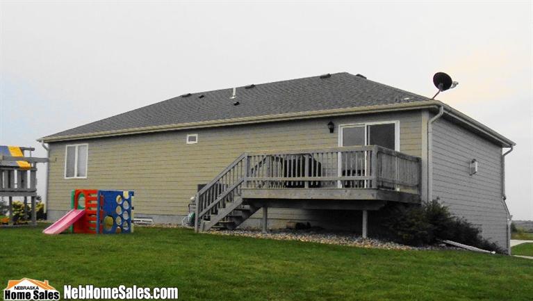 177Northwood Lane, Palmyra, NE 68418