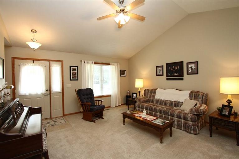 1631 North Columbia Avenue, Seward, NE 68434