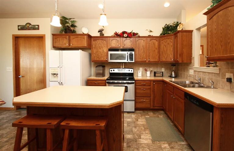 1631 North Columbia Avenue, Seward, NE 68434