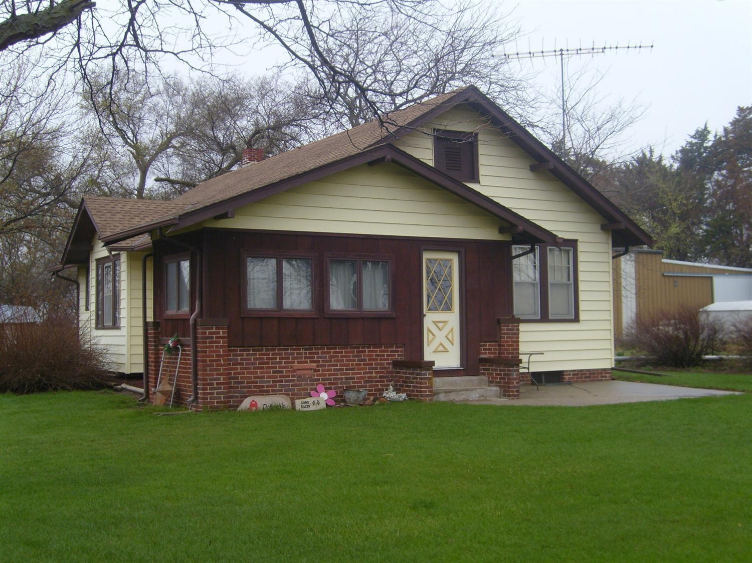 2065364th Road, Staplehurst, NE 68439