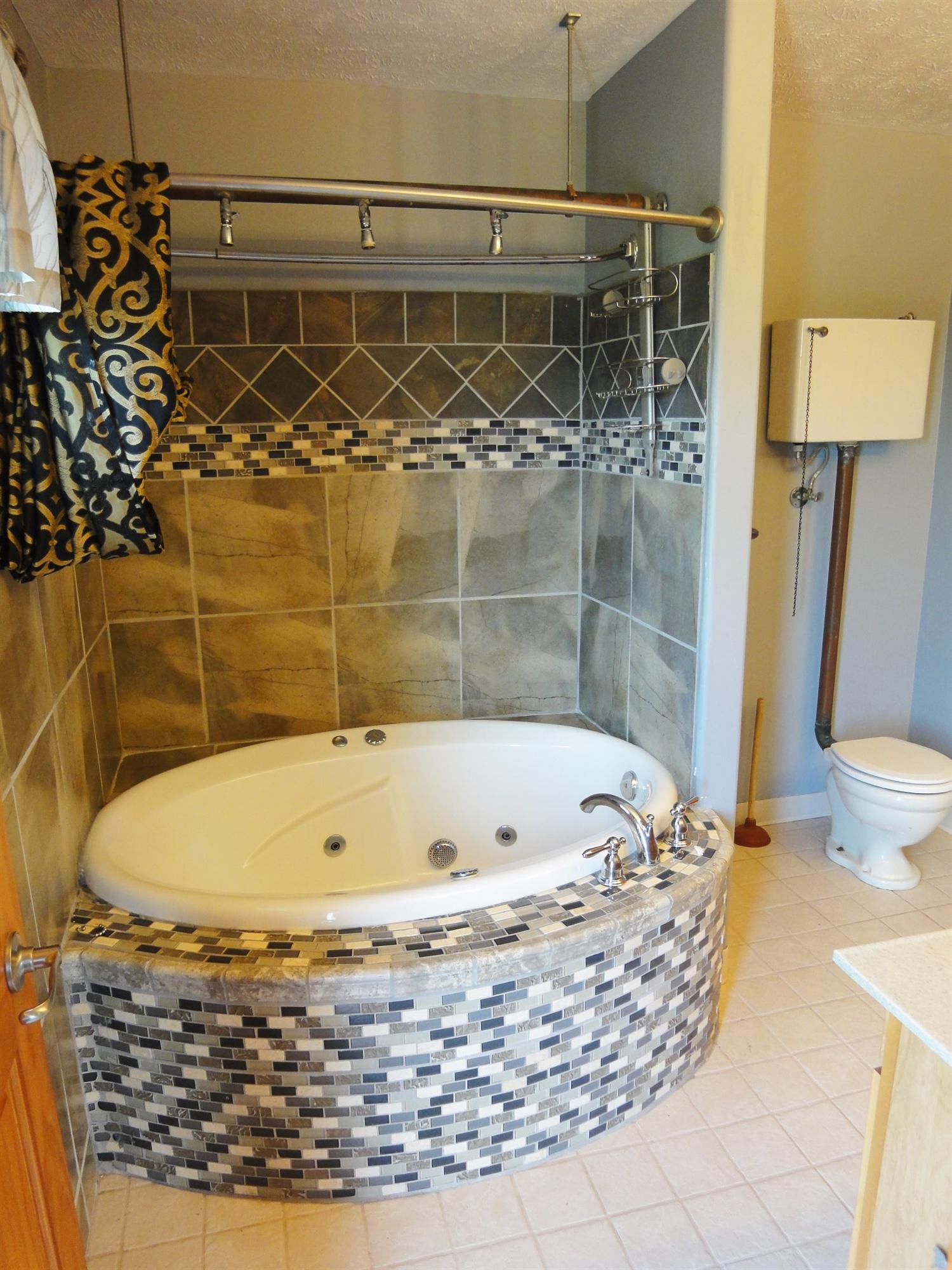 11905 North 141st Street, Waverly, NE 68462