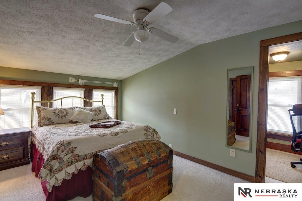 507 E Eldora, Weeping Water, NE 68463
