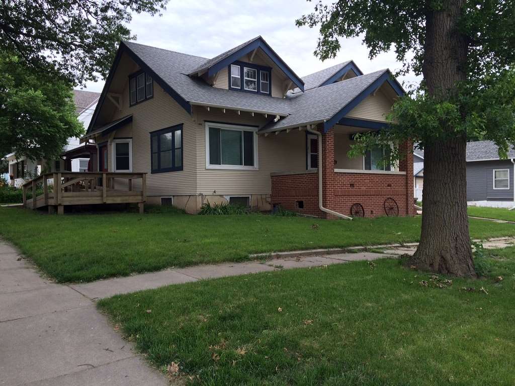 628 N East Avenue, York, NE 68467