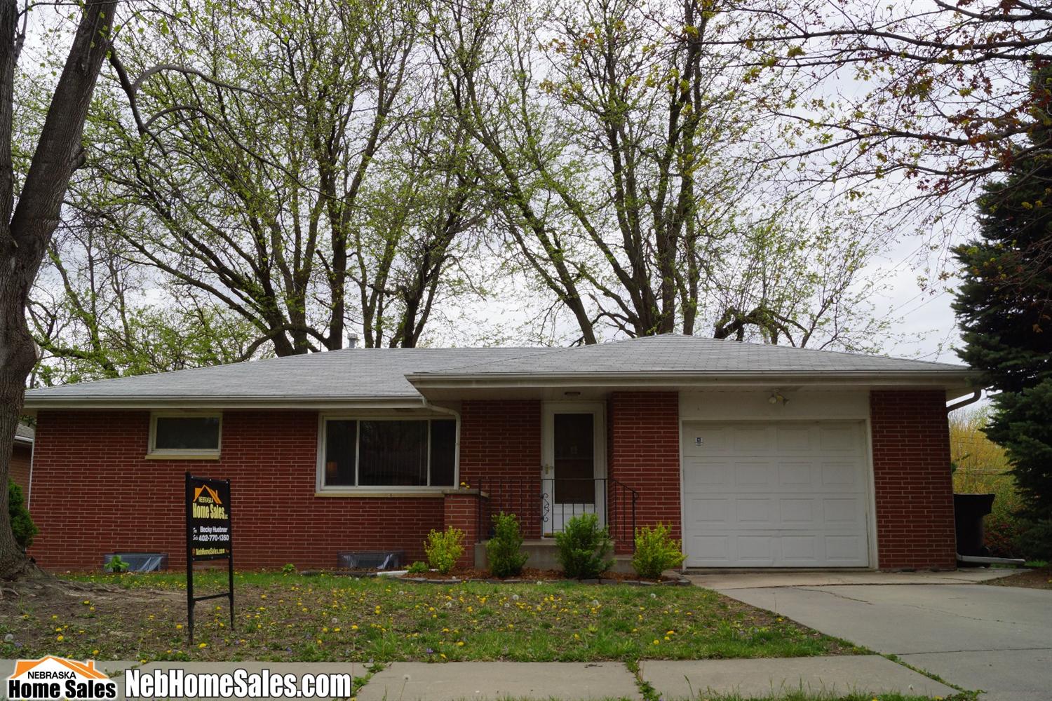 2131 North 61st Street, Lincoln, NE 68505