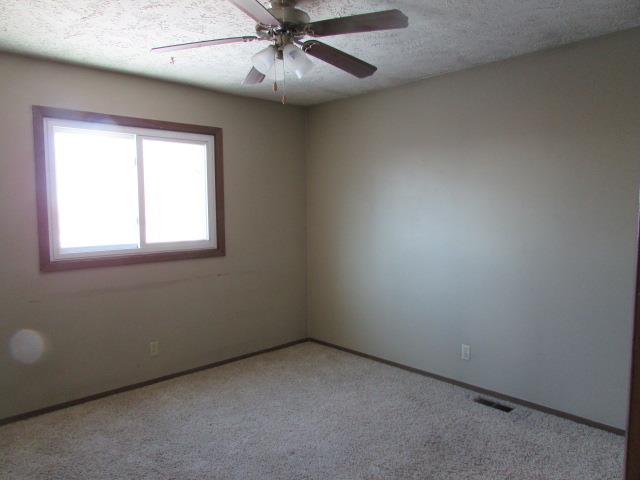 5233 Goldenrod CirLincoln, NE, 68512Lancaster County