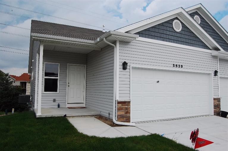 5645Barrington Cir, Lincoln, NE 68516