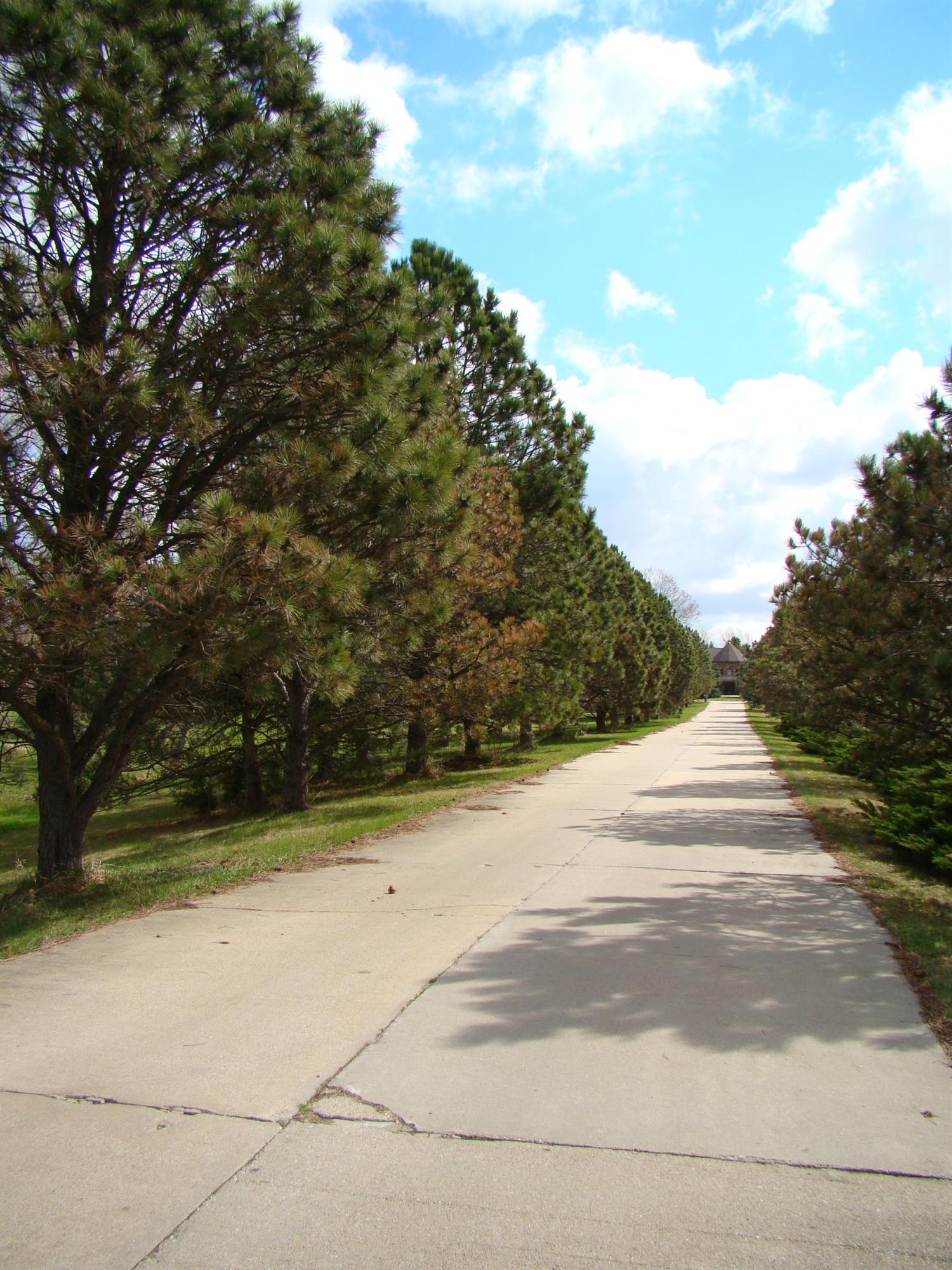 9690 South 60th Street, Lincoln, NE 68516