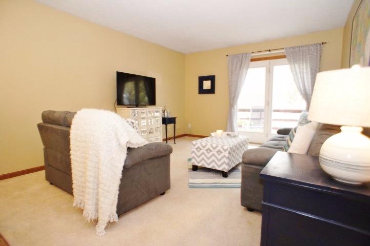 223Parkside Lane, Lincoln, NE 68521