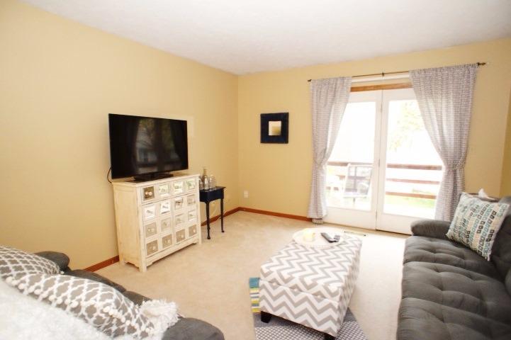 223Parkside Lane, Lincoln, NE 68521