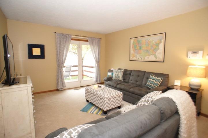 223Parkside Lane, Lincoln, NE 68521
