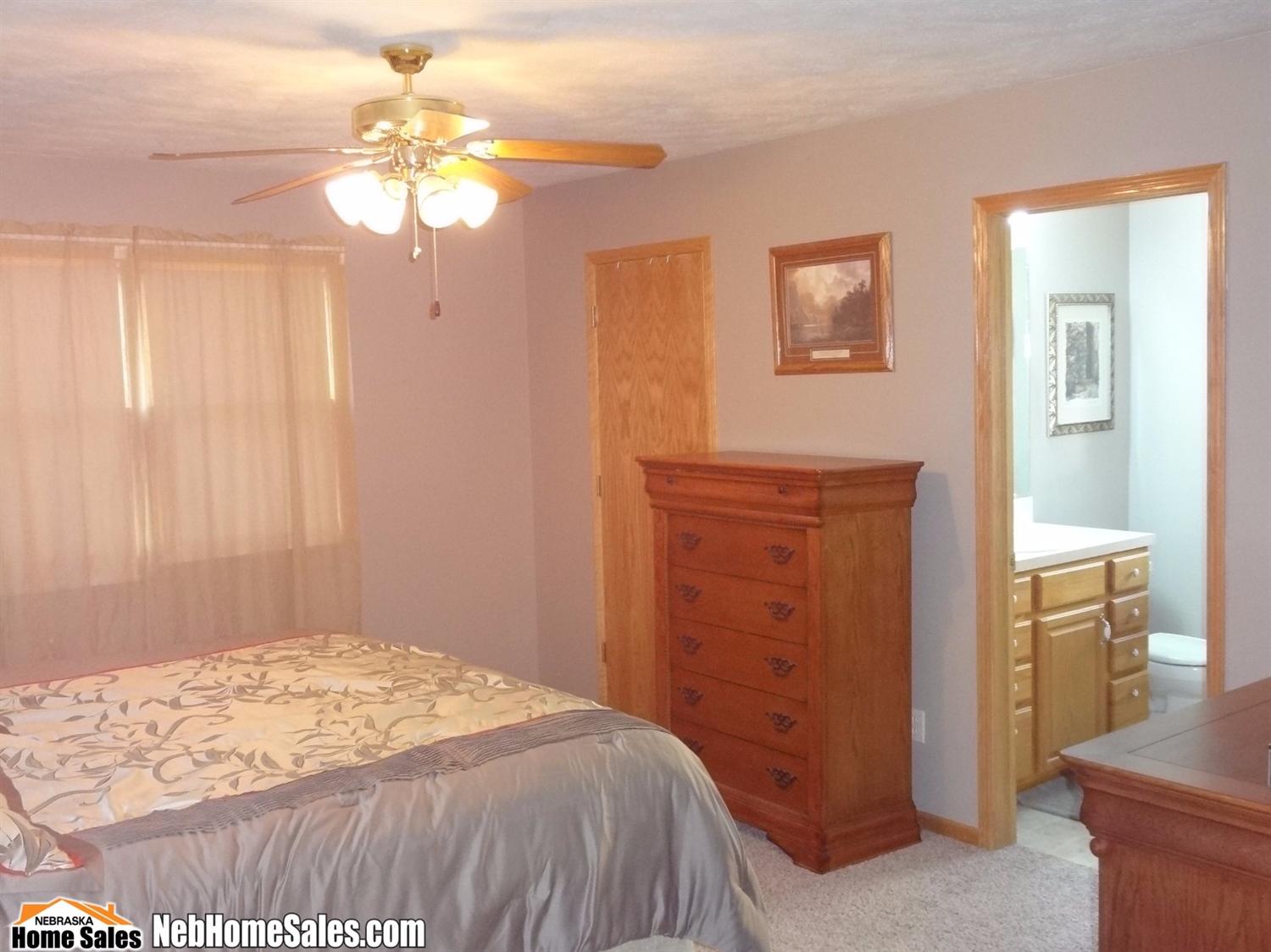 2240Breckenridge Drive, Lincoln, NE 68521