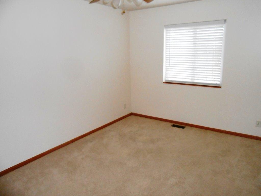 1524 West Garfield Circle, Lincoln, NE 68522