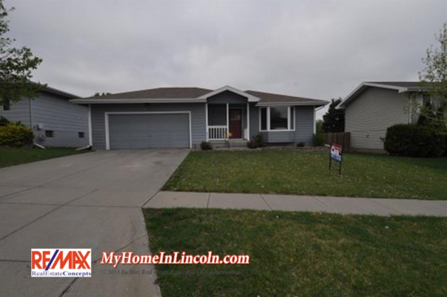 5332 West Saint Paul, Lincoln, NE 68524