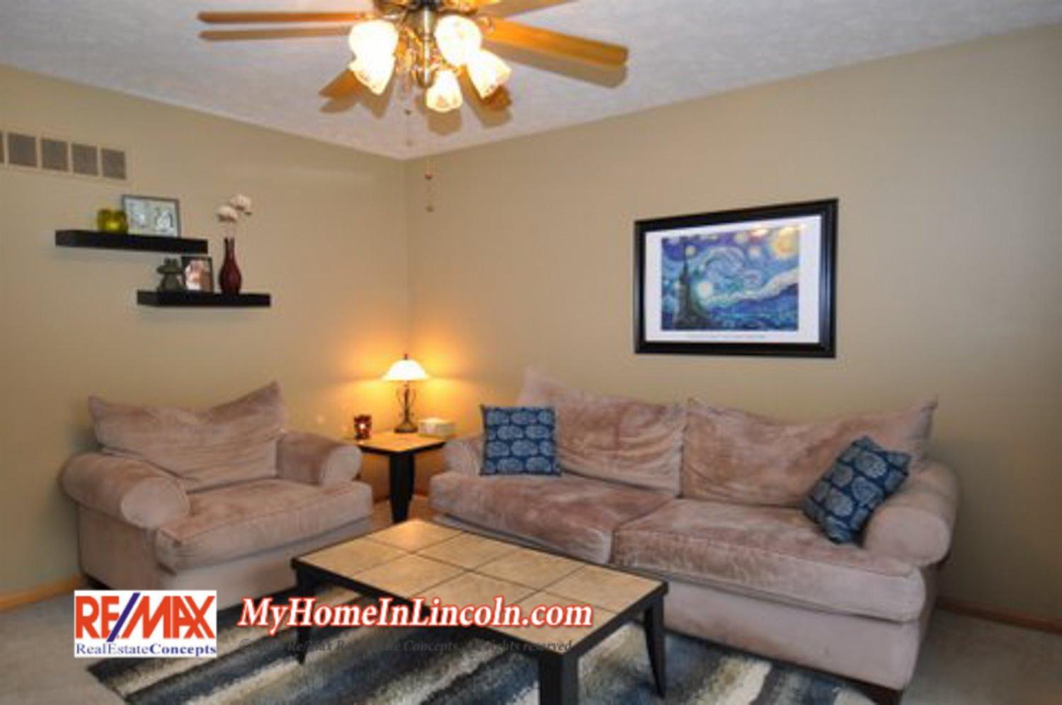 5332 West Saint Paul, Lincoln, NE 68524