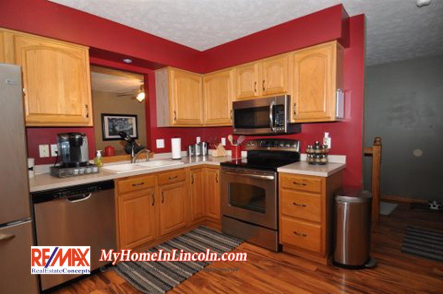 5332 West Saint Paul, Lincoln, NE 68524