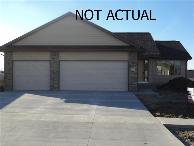 4220 West Milton Road, Lincoln, NE 68528