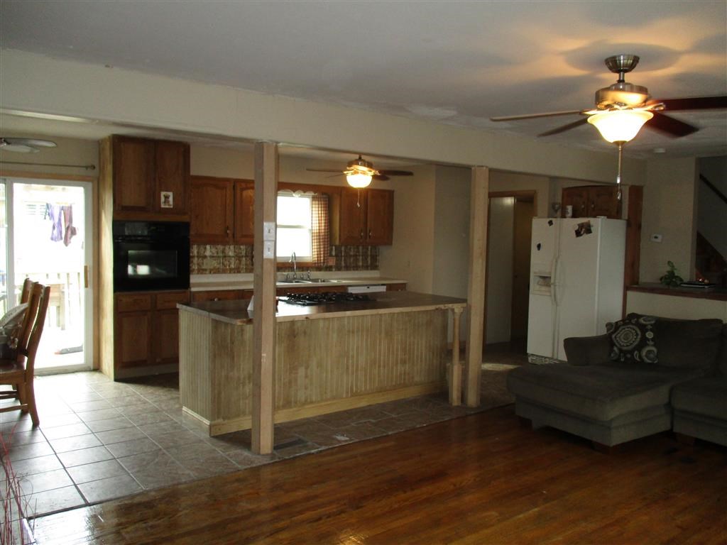 907 Maple Ave, Norfolk, NE 68701