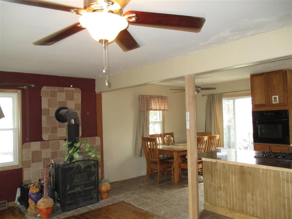 907 Maple Ave, Norfolk, NE 68701