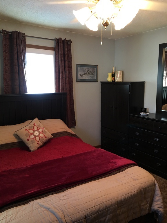 302 Brentwood Dr, Norfolk, NE 68701