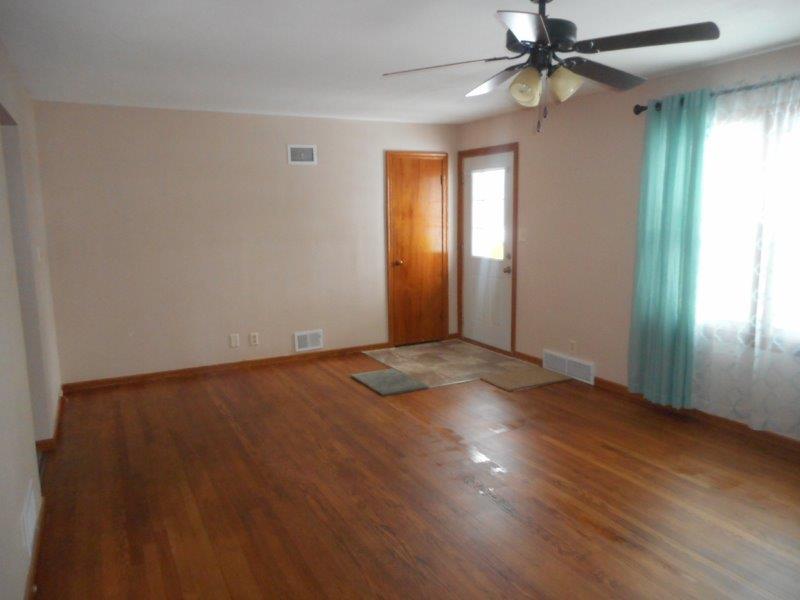 825 S 10th, Norfolk, United States 68701
