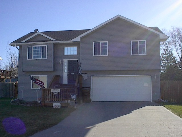 407 Forest Drive, Norfolk, NE 68701